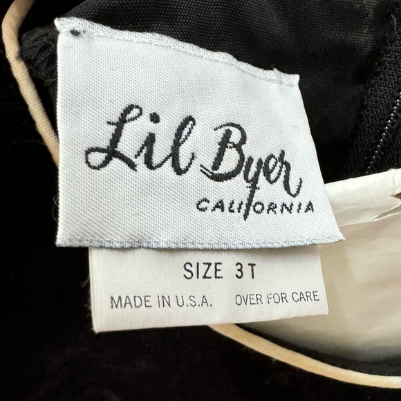 Adorable lil byer girls dress 👯‍♀️ - Picture 7 of 8